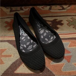 Women’s, black ballet flats, NWOT, size 5 1/2